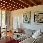 Апартаменты Welcome Traveller Charm Montees *