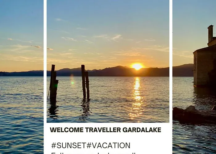 Welcome Traveller Charm Montees