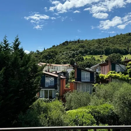 아파트 Welcome Traveller Charm Montees