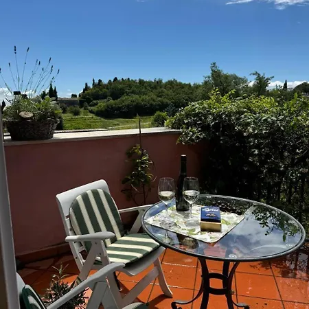 Welcome Traveller Charm Montees *