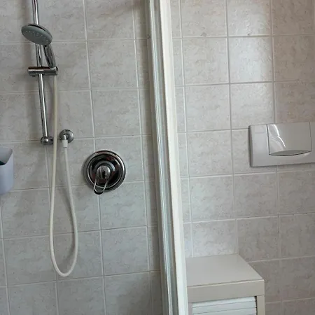 Welcome Traveller Charm Montees