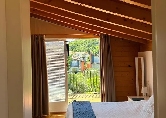 Welcome Traveller Charm Montees * Marciaga